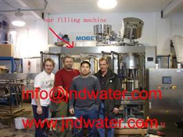 L'eau potable de Shenzhen J & D installe la ligne d'eau embouteillée 6000-8000 au Canada